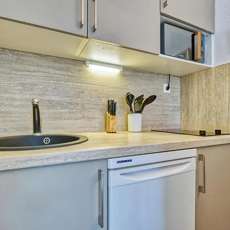 Bleu Marine-12 By Interhome Apartman